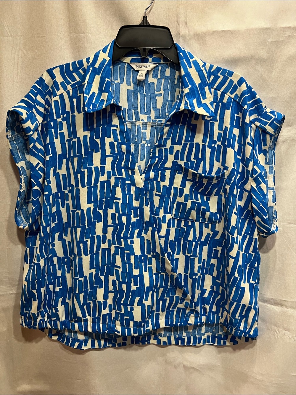 Nine West Cap Sleeve Blouse Crossover White Bright Blue Abstract Print Size XL